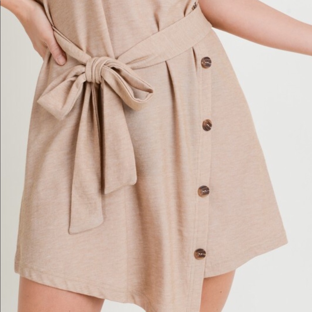 “Aspen” Asymmetrical side button dress - Picture 2 of 3
